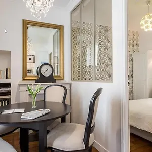 https://my-nest-inn-mouffetard.fr-paris.fr