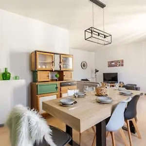  Appartement Maison De Avec Garage Et Terrasse