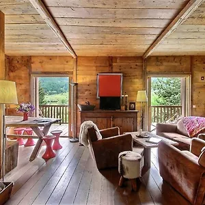 Appartement Le Refuge De Serre-chevalier, Dans Un Esprit Chalet, Commune De Le Monêtier-les-bains