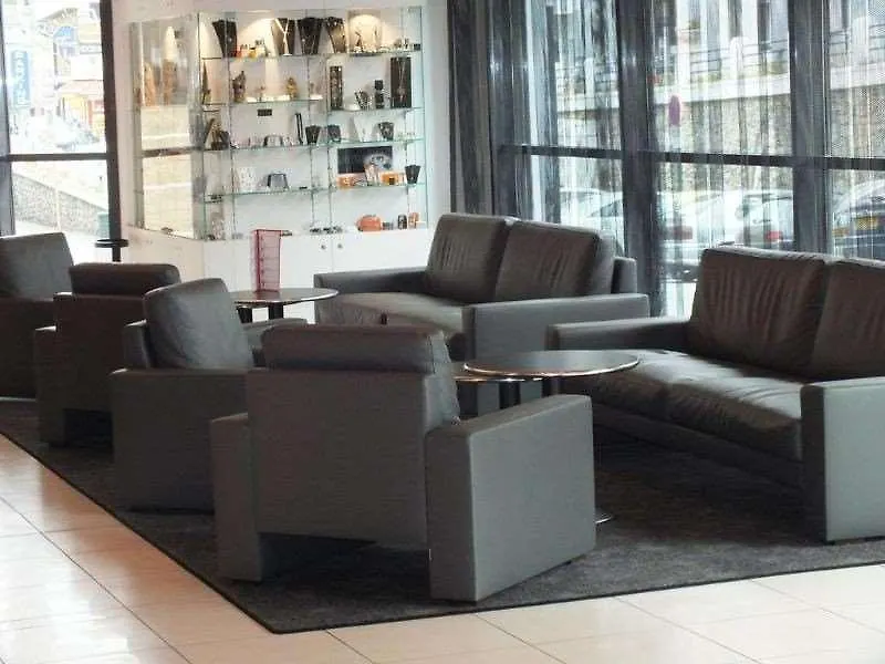 Hôtel Padoue Lourdes 4*,
