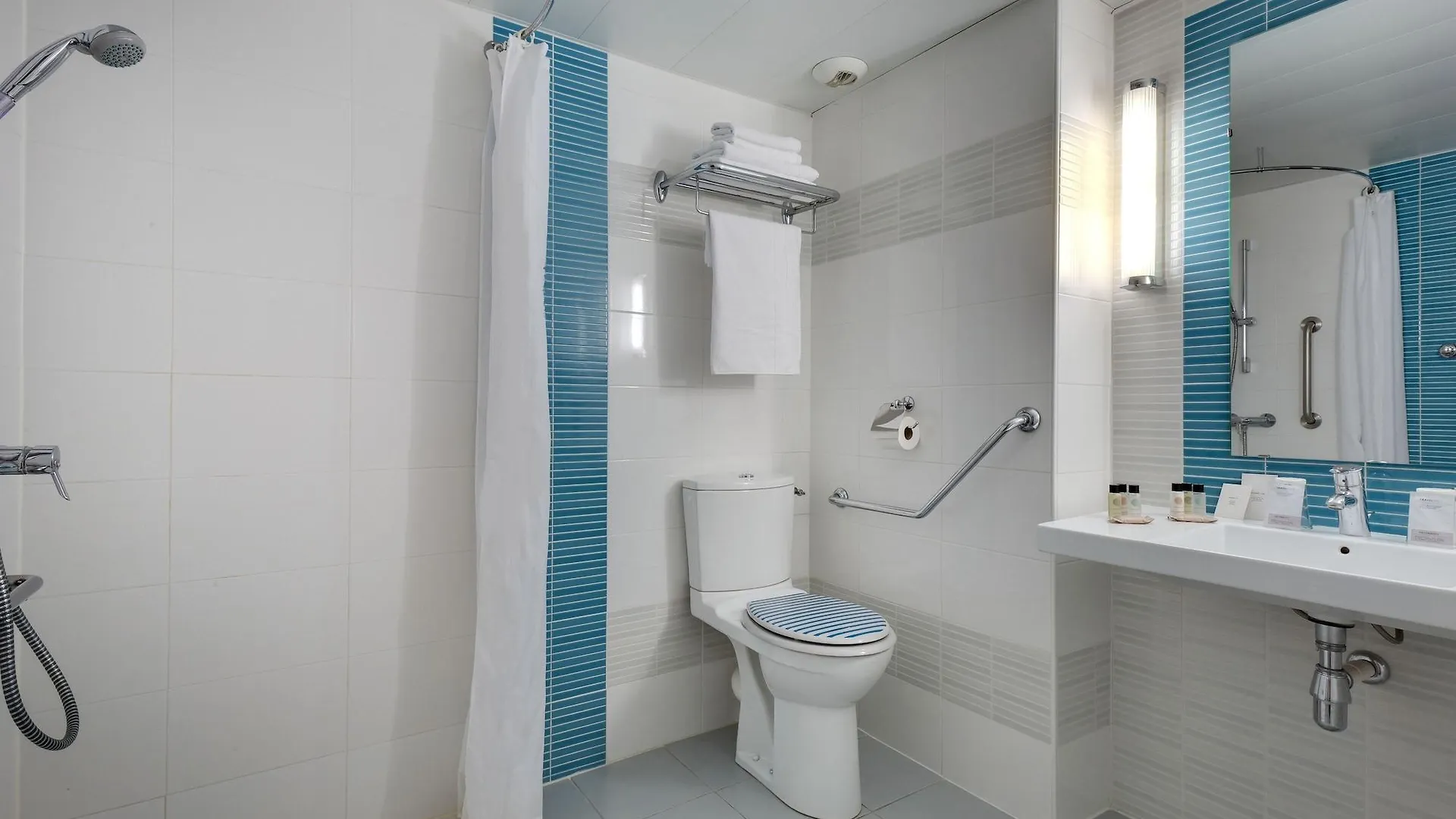 Hôtel Padoue Lourdes 4*,  France